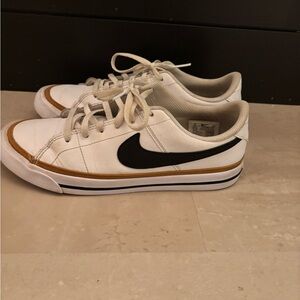 Nike Youth Court Legacy Sneakers